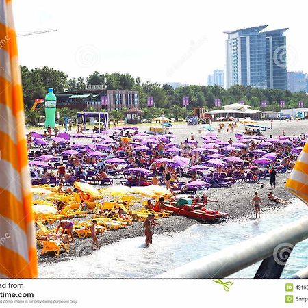 Mar Nero Vandrarhem Batumi Exteriör bild