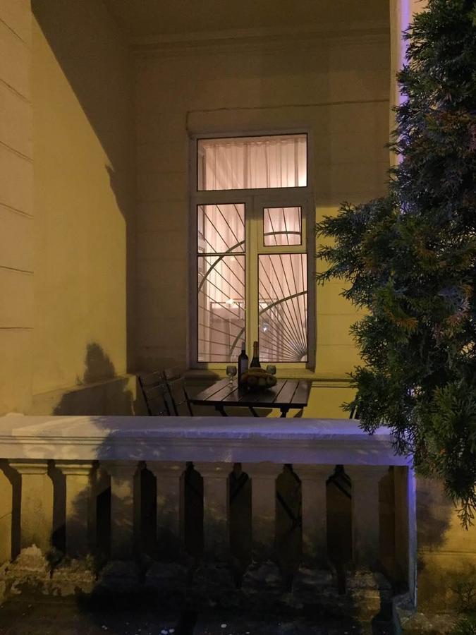 Mar Nero Vandrarhem Batumi Exteriör bild