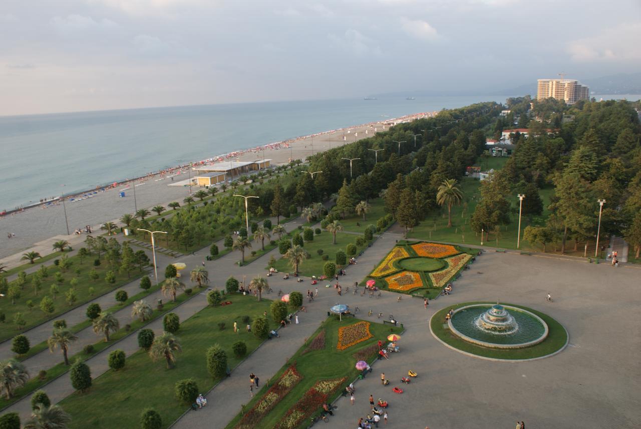Mar Nero Vandrarhem Batumi Exteriör bild